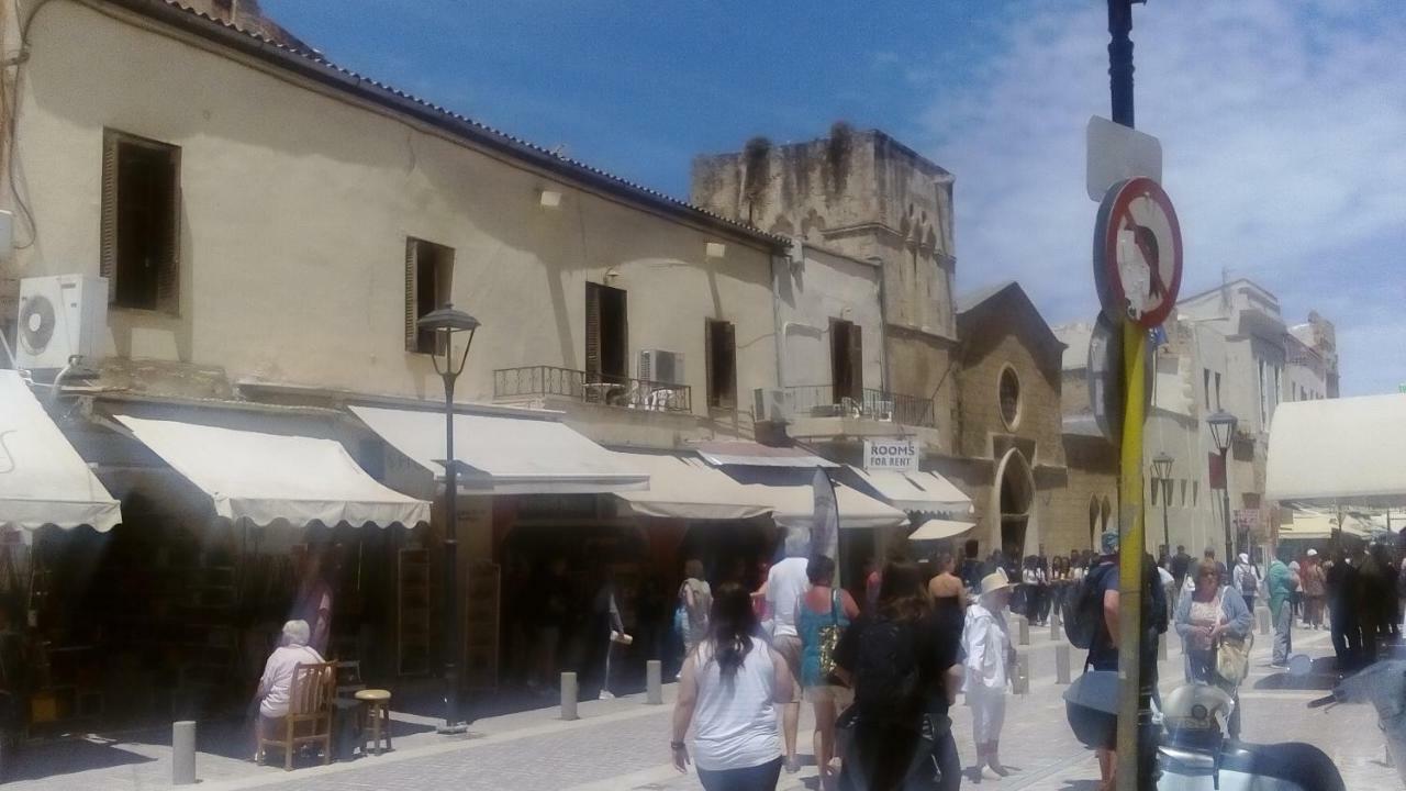 Stelios Rooms To Rent La Canea Exterior foto